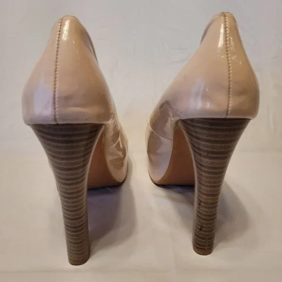City Streets Pink Beige Tan High Heel Women's Closed Toe Shoes Pumps Size 8M - Picture 4 of 9